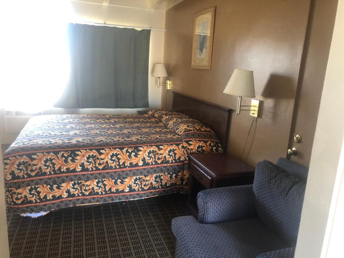 אינדיאו Palm Shadow Inn Motel מראה חיצוני תמונה